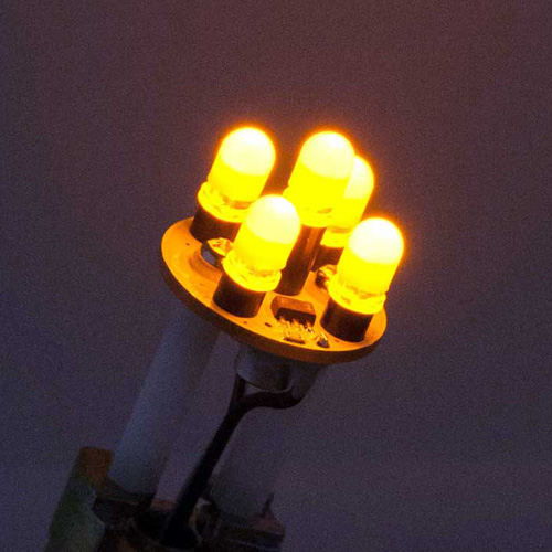 電源ケーブル給電式LED照明「AIKA」